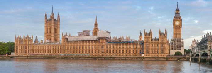 Panoramic view of Palace of Westminster in the morning