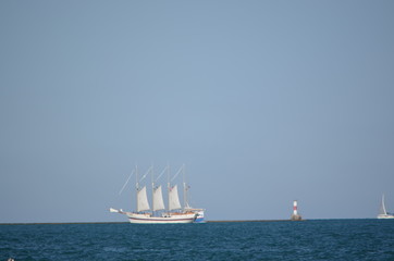 Fototapeta na wymiar Sail boat