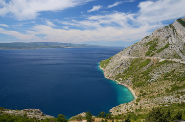 Obraz premium Croatina coast near Makarska with Brac island on the background