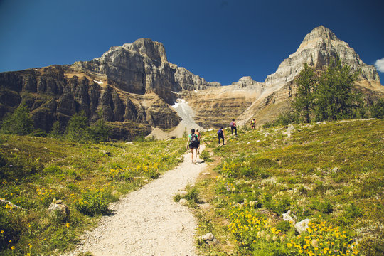 Sentinel pass Minestima lake