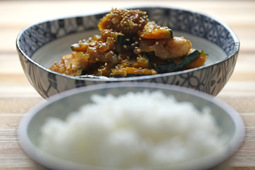 かぼちゃと豚肉の炒め煮とご飯