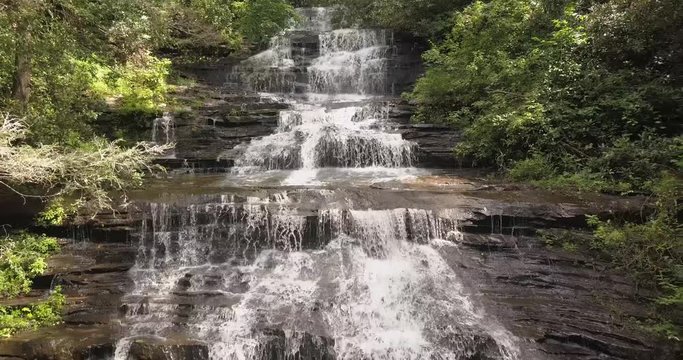 Waterfalls pan down Tennessee 4k