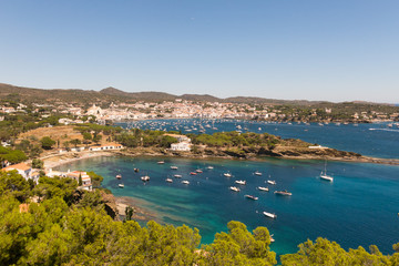 Fototapeta na wymiar Panoramic view of the Spanish town of Cadaques