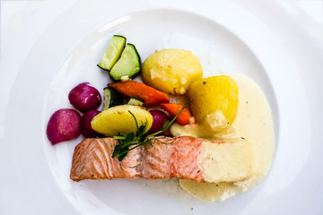 Grilled Salmon - with fresh lettuce and mash potatoes