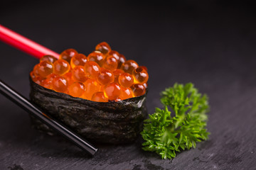 salmon roe sushi
