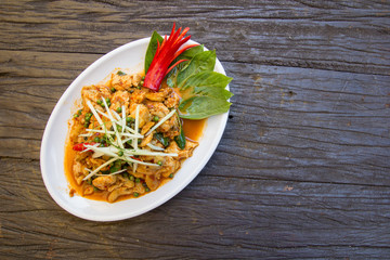 Stir fried chicken and curry paste