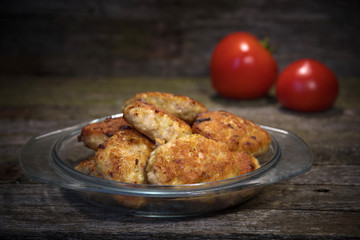 Cutlet and tomato