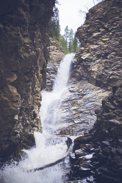 sulphur gates grande cache hike