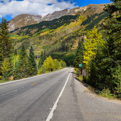 Fototapeta na wymiar Autumn on Million Dollar Highway/Autumn changes along the Million Dollar Highway in Southwest Colorado