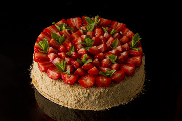 Russian honey cake with strawberries