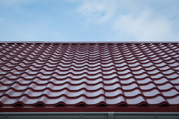 Construction of the roof of the house.