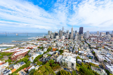 Fototapeta na wymiar Beautiful view and Skyline of business center in downtown San Francisco, California in USA