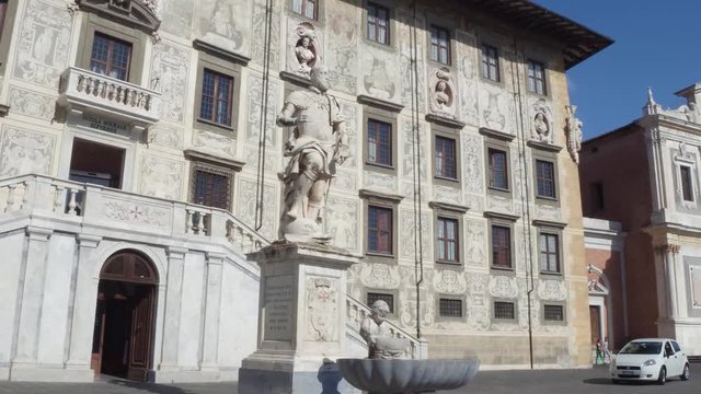 Amazing mansion at Cavalieri Square in Pisa - The Carovana Palace University  - Tuscany