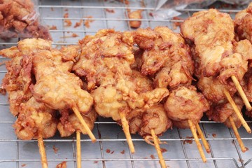 Fried chicken is delicious in the market
