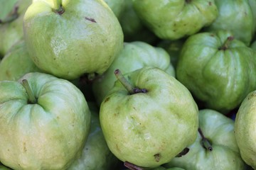 Guava fruit is delicious in the market