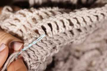 Weaving in yarn ends