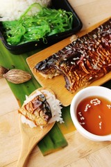 Saba fish rice with sauce and seaweed