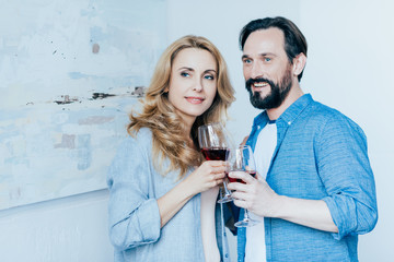 couple drinking wine