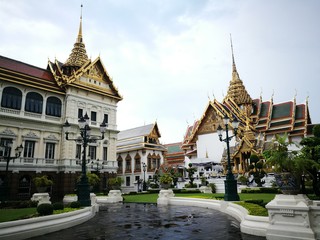 Fototapeta na wymiar Royal temple in thailand, Wat Pra Keaw