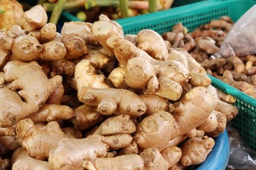 Finger root and ginger in the market