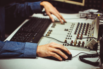 mixing hands radio