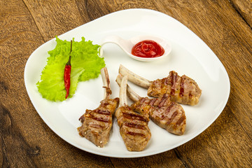 Grilled lamb