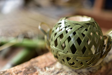 日本の伝統工芸　竹細工　工房