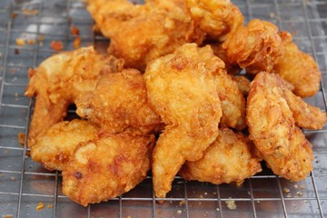 Fried chicken is delicious in the market