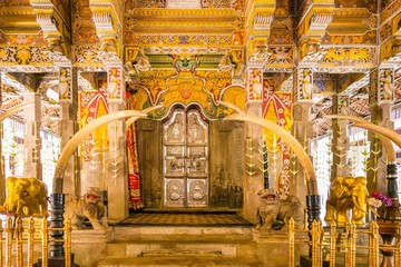 Interiori of the temple of the Tooth in Kandy, Sri Lanka