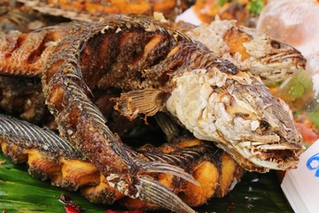 Fried snapper spicy mix vegetable is delicious