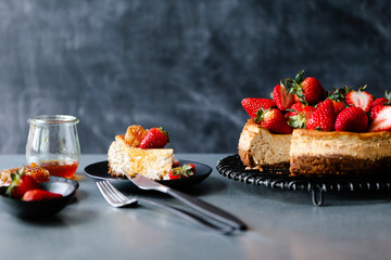 Honey cheesecake topped with strawberries