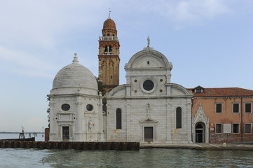 Fototapeta na wymiar Church San Michele on island of Venice Cemetery