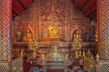 Fototapeta na wymiar Interior of a temple in Chiang Mai, Thailand.