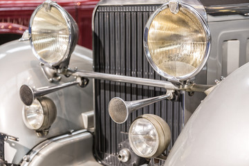 Fototapeta premium Front detail of American classic car