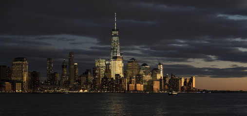 Fototapeta premium Lower Manhattan from new Jersey