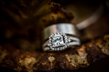 Silver or Platinum Diamond Wedding Ring