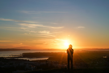 Fototapeta premium Sunrises over Auckland from top Mount Eden