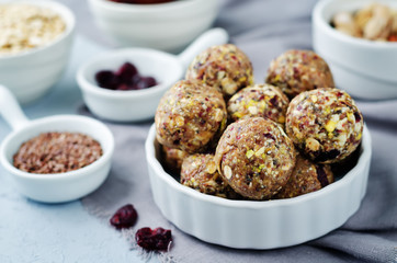 White chocolate pistachio dates oats flax seed raw balls