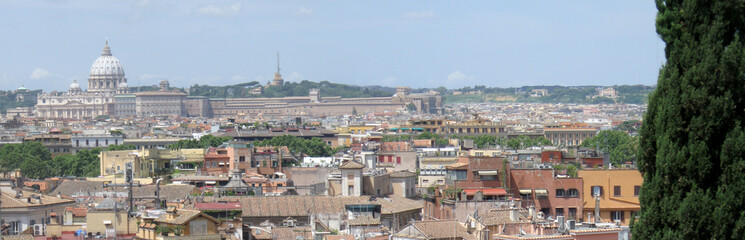 Fototapeta na wymiar Panorama image of architecture of Rome, Italy.