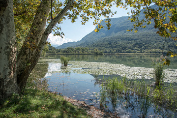 Blick über den Lago di Piano nahe Comer See