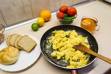 Jajecznica na śniadanie - obrazy, fototapety, plakaty