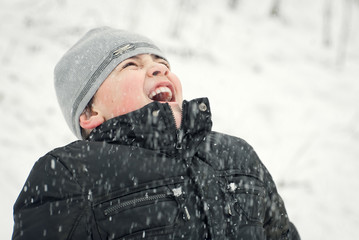 the guys are playing in the snow in the winter