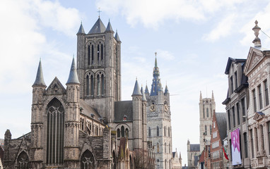 Fototapeta na wymiar Saint Nicholas' Church in Bruges.