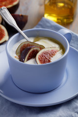 Dessert with fig and honey