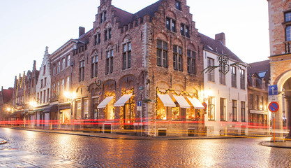 Fototapeta na wymiar Crossroads in Bruges, Belgium