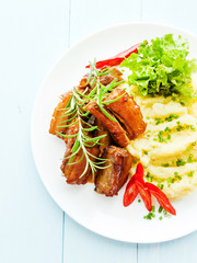 Pork ribs with veggies