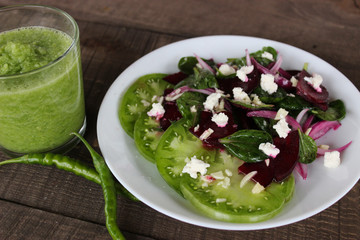 Beetroot salad with raw beets