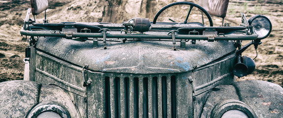MILITARY OFF-ROAD VEHICLE