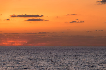 Fototapeta na wymiar Spectacular Sunset with linear clouds