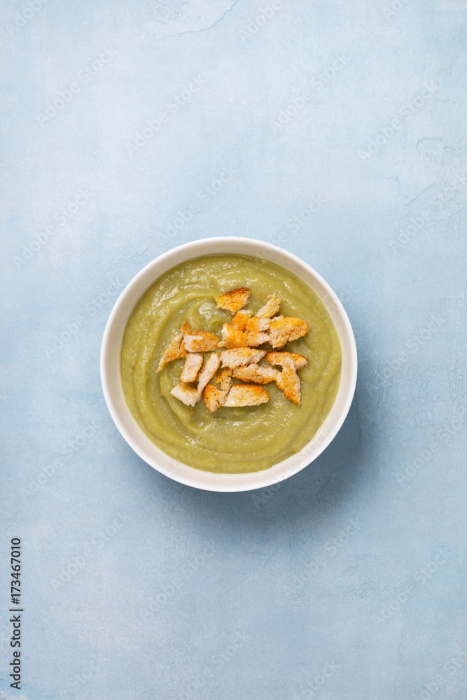 Wall mural green soup puree